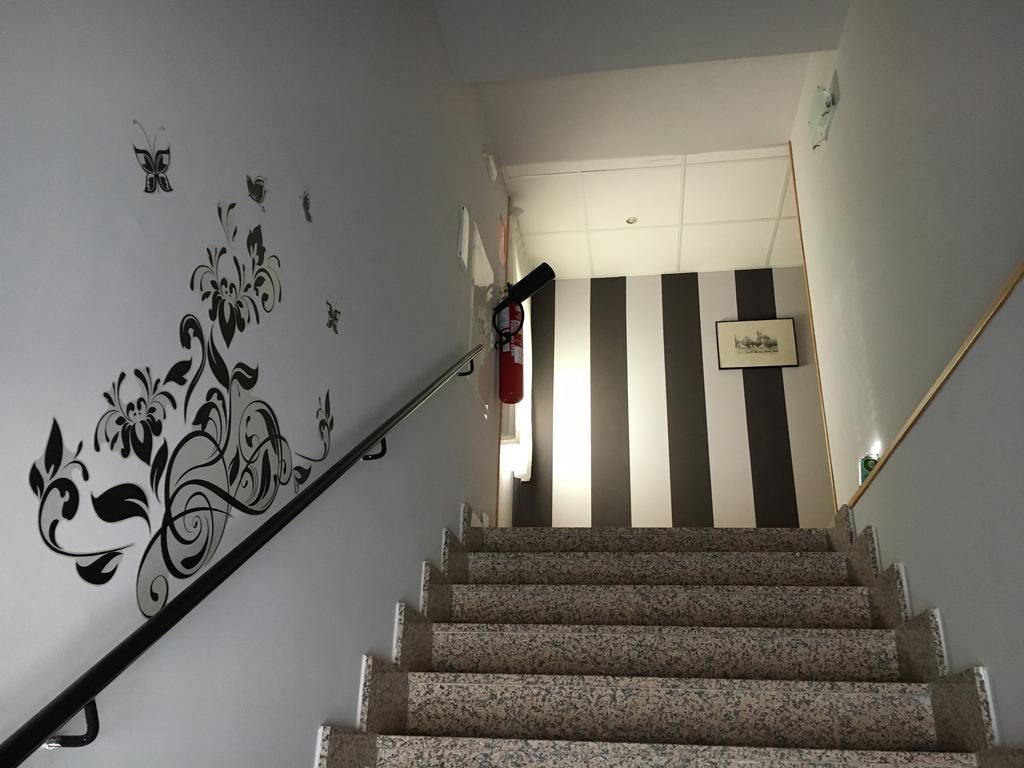 Hostal Imaginatelo Carrascosa del Campo Ngoại thất bức ảnh