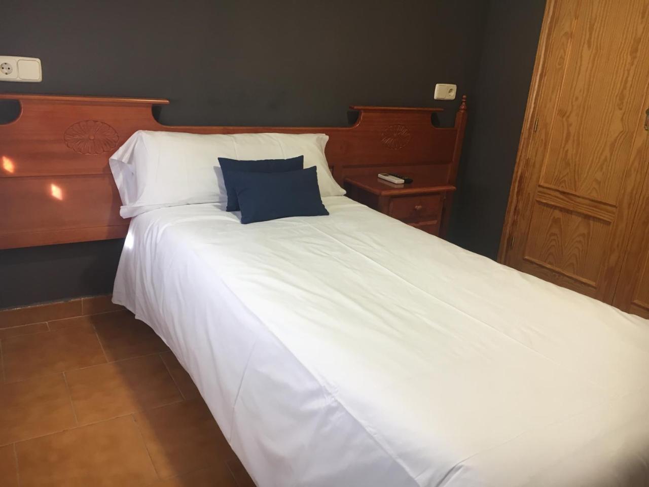 Hostal Imaginatelo Carrascosa del Campo Ngoại thất bức ảnh
